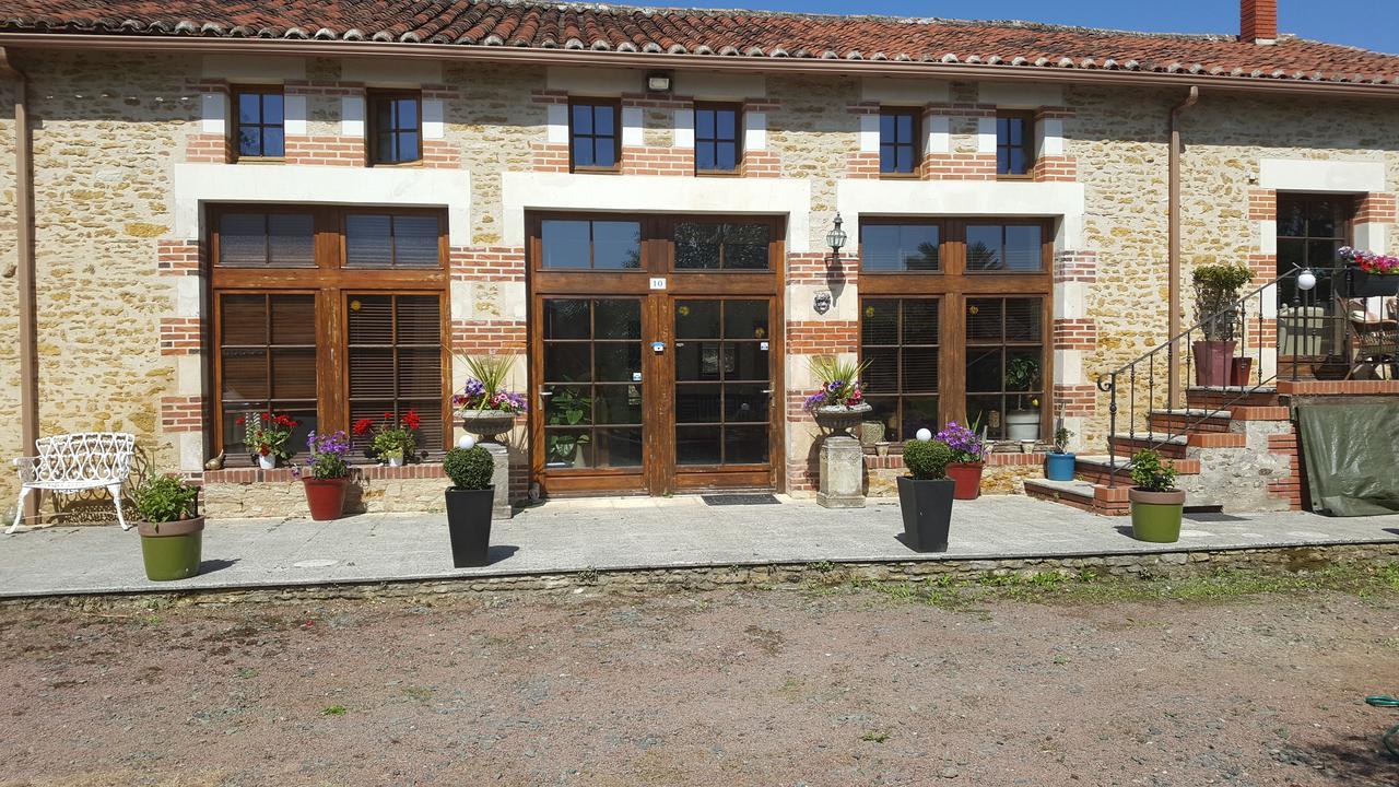 Le Patronage Villa Bazoges-en-Pareds Luaran gambar